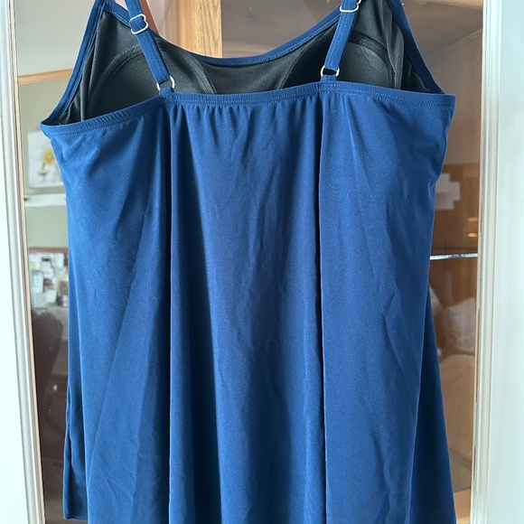 Sonnet Shores Tankini Navy Blue Top ~ NWT ~ - Picture 10 of 11